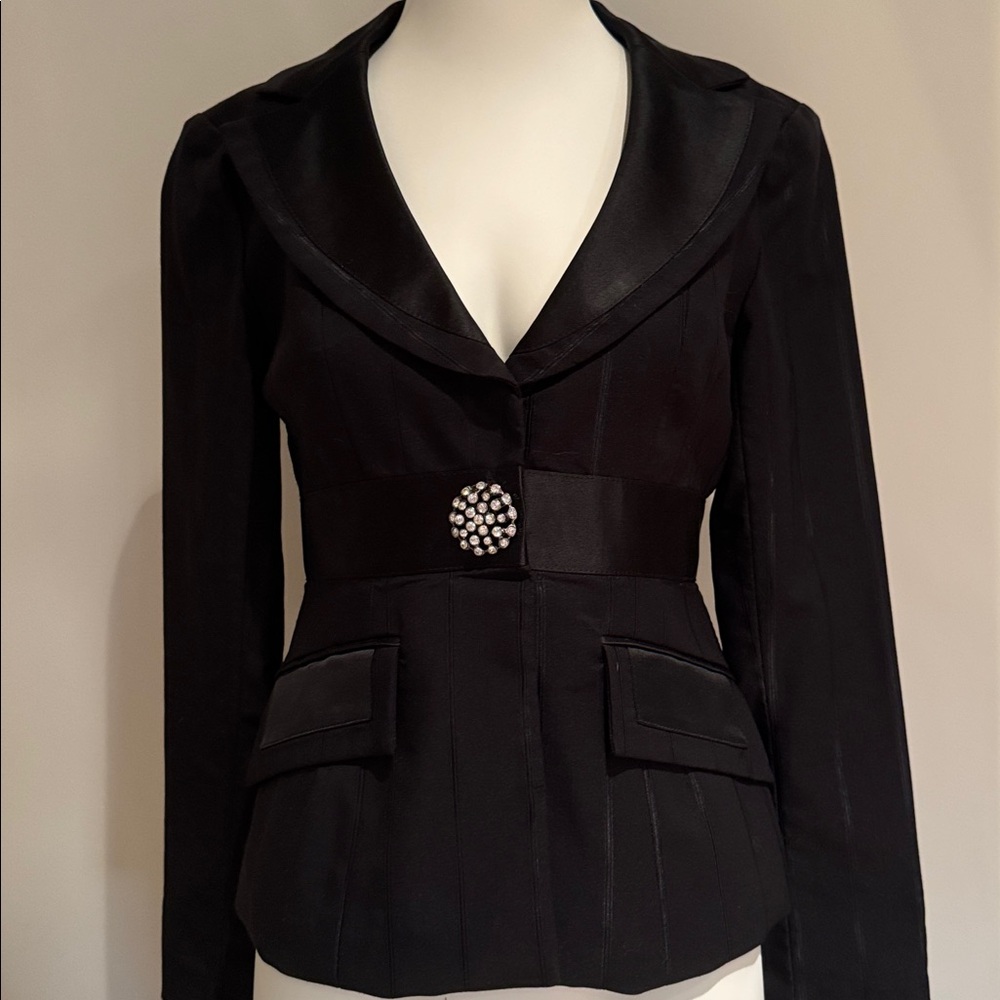 NANETTE LEPORE BLACK TUXEDO JACKET EMBELLISHED LARGE RHINESTONE CLOSE 2